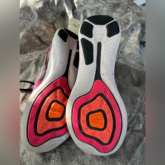 Flyknit Lunar 3 Womens running shoes by Nike - Picture 3 of 7